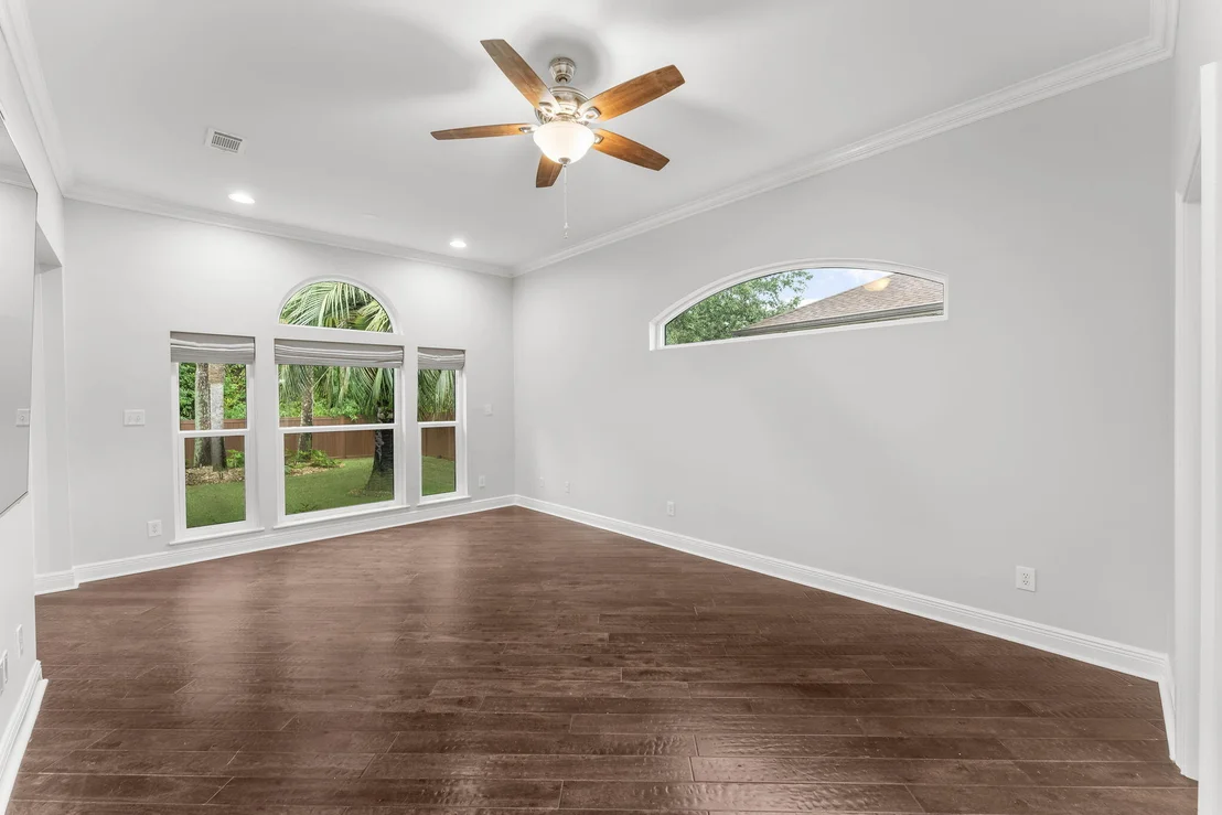 Photo of 156 Baywinds Drive