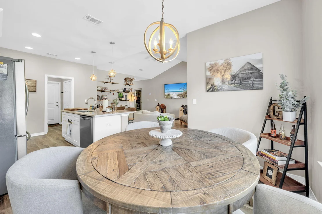 Photo of 6029 Sand Hill Road