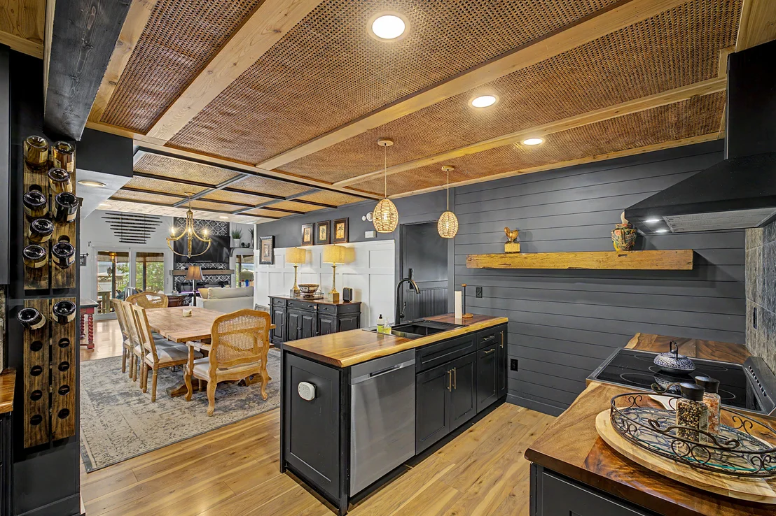Photo of 1089 Pearson Road