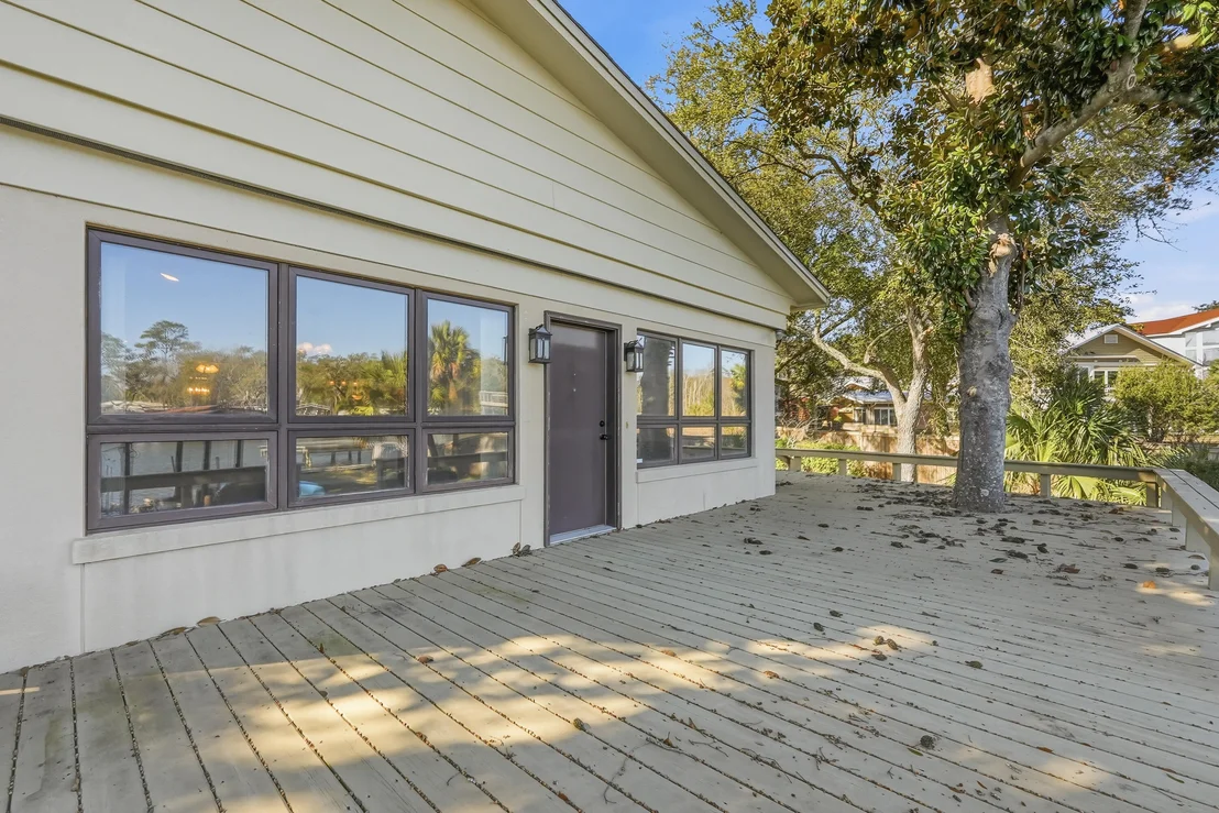 Photo of 19 Old Ferry Road