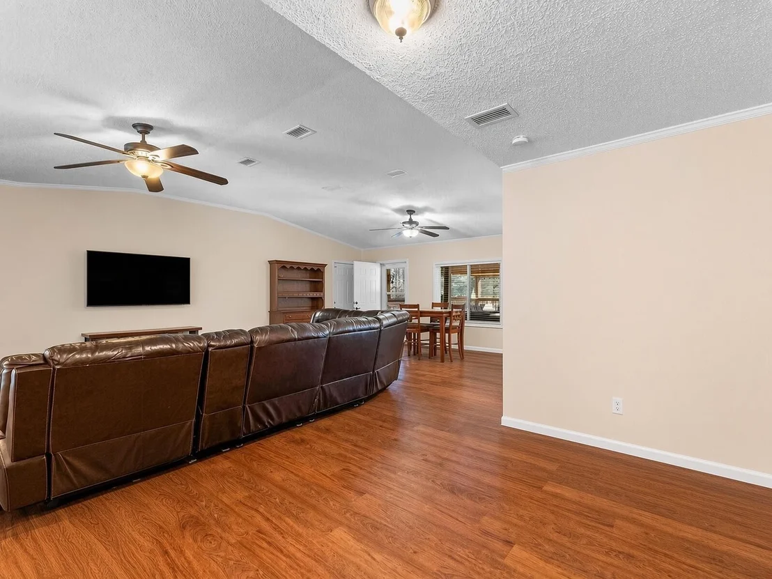 Photo of 9651 Sunnybrook Drive