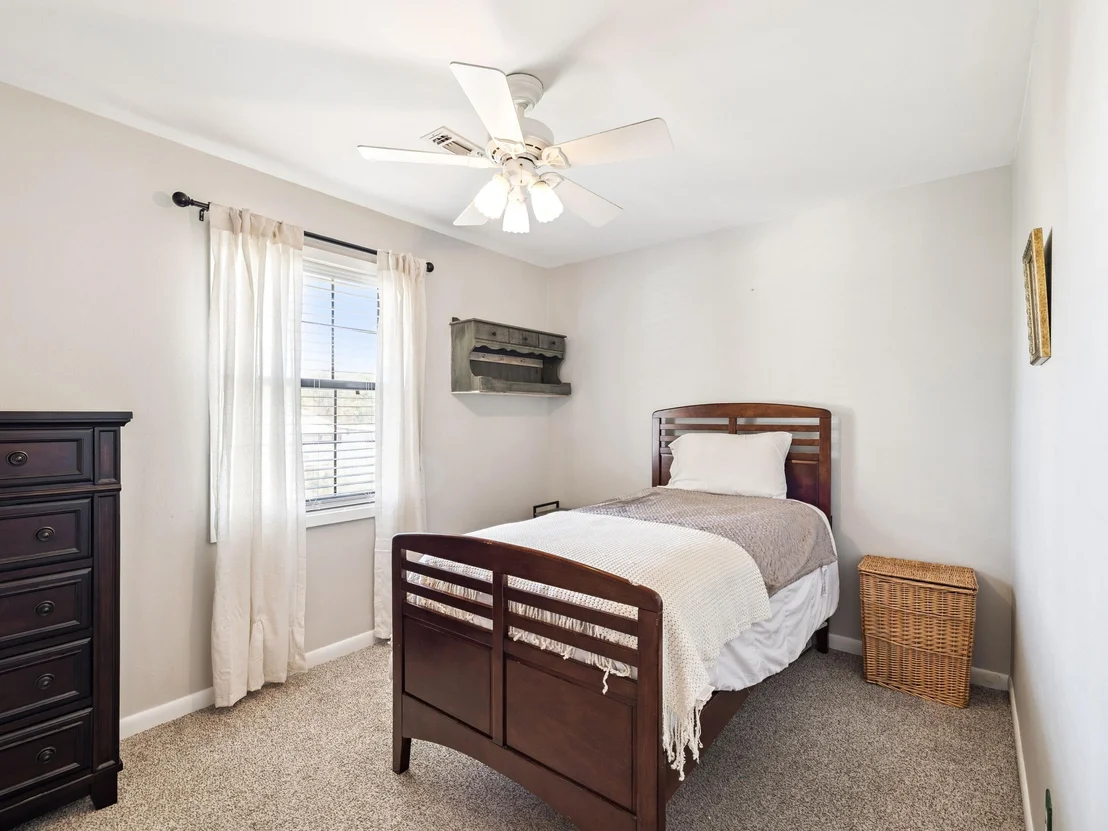Photo of 165 Maple Street