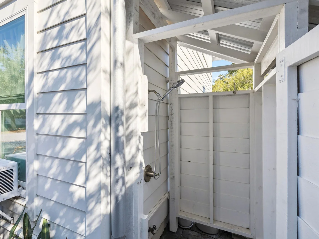 Photo of 43 Suzanne Drive