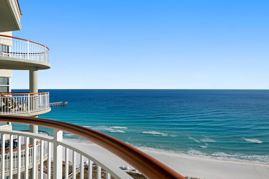Photo of Unit PH2E at 8501 Gulf Boulevard