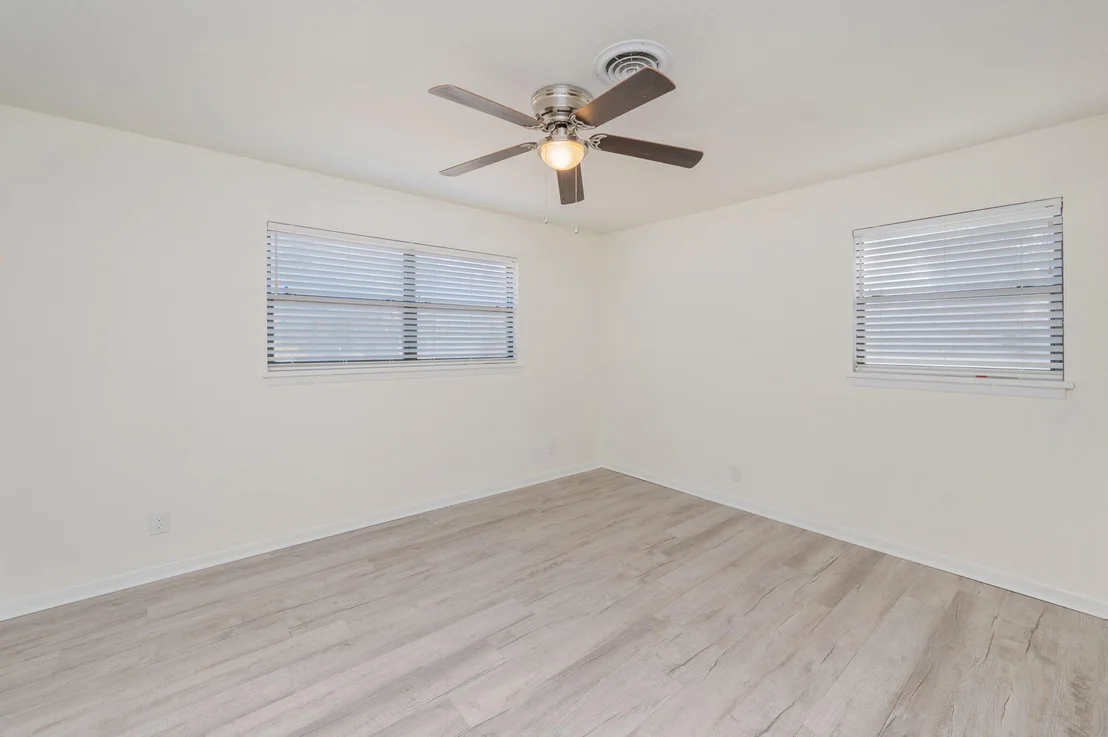 Photo of 431 Andrew Drive