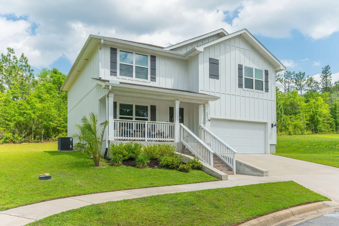 Photo of 6831 Interlachen Lane