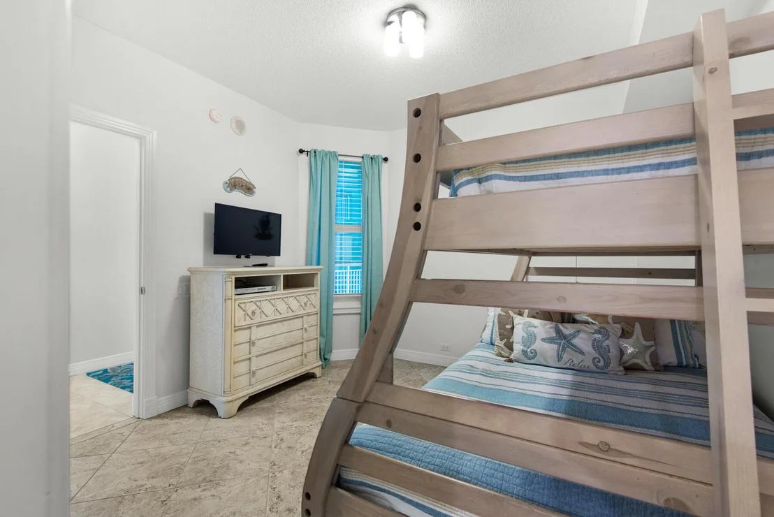 Photo of Unit 2C at 8501 Gulf Boulevard