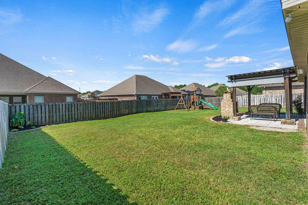 Photo of 417 Chickadee Street
