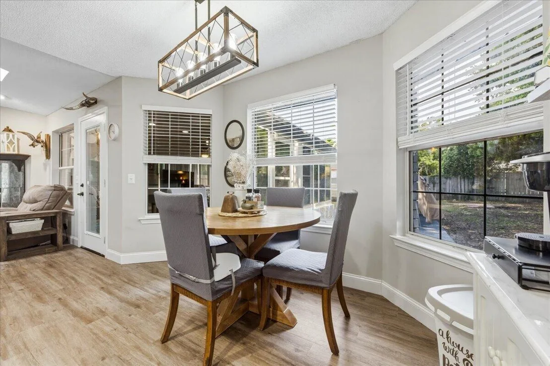 Photo of 3479 Willow Lane