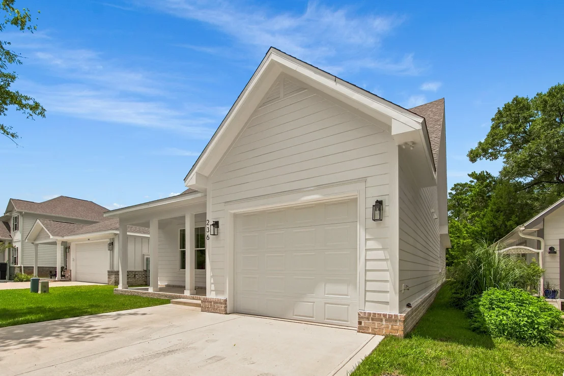 Photo of 236 N Marsh Landing