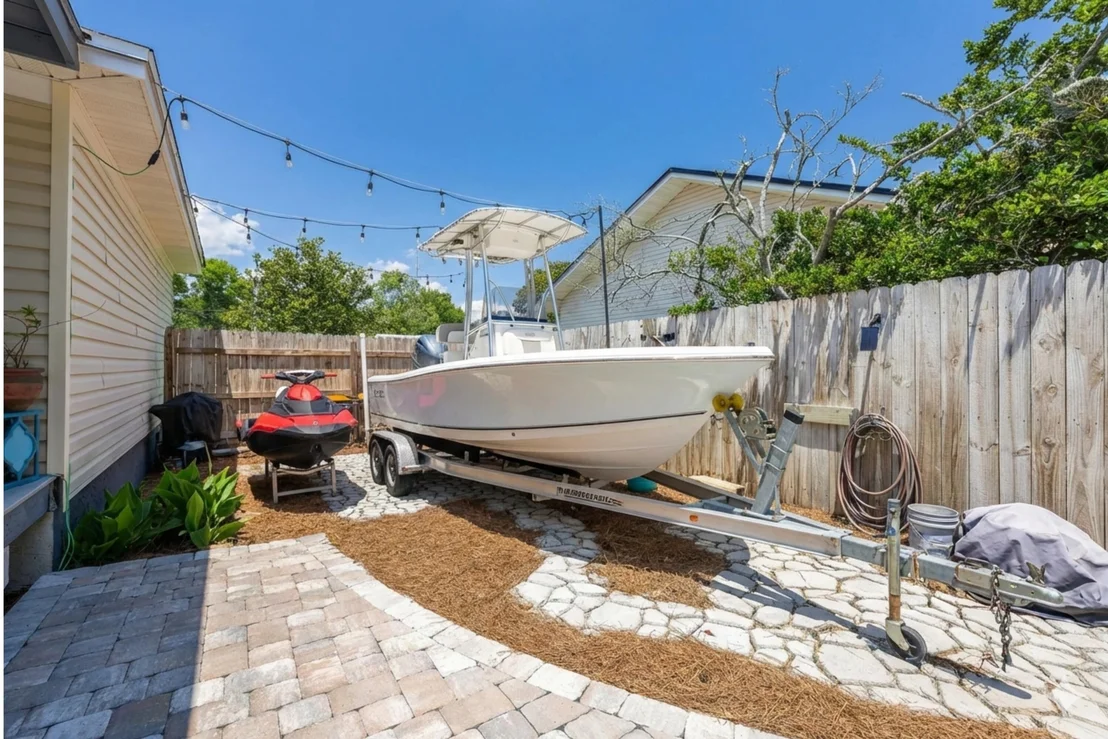Photo of 608 Legion Drive