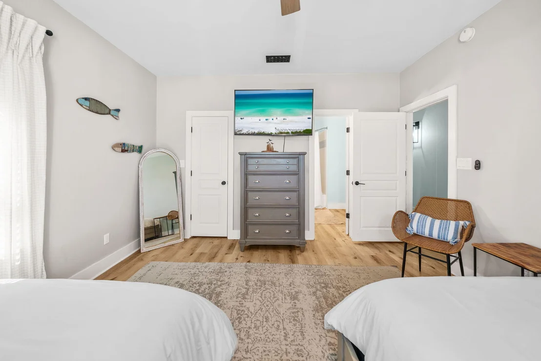 Photo of 8221 Surf Drive