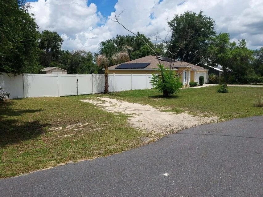 Photo of 215 Oak Circle
