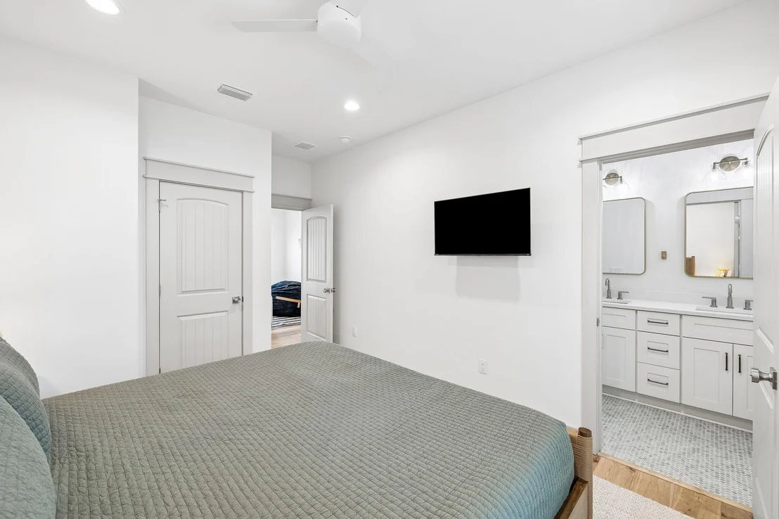 Photo of 86 Sunfish Street