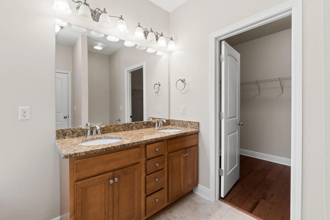 Photo of 233 Whitman Way