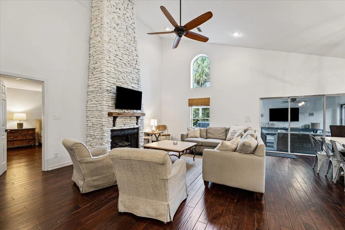 Photo of 4639 Paradise Isle