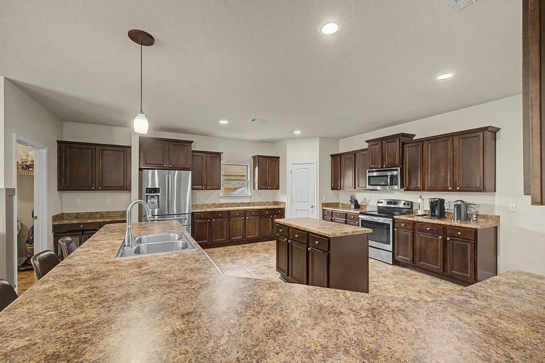 Photo of 9177 Iron Gate Boulevard