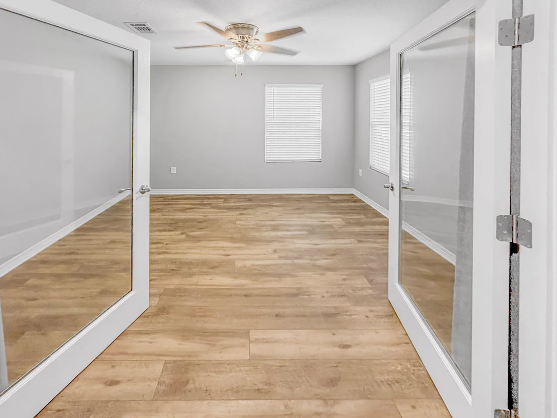 Photo of 4882 Kensington Lane