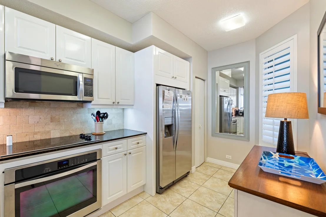 Photo of Unit PH2E at 8501 Gulf Boulevard