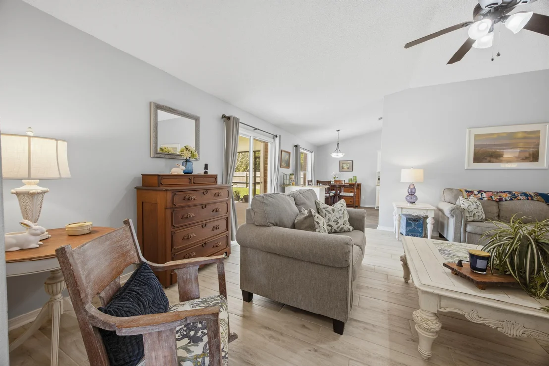 Photo of 7367 Brevard Street