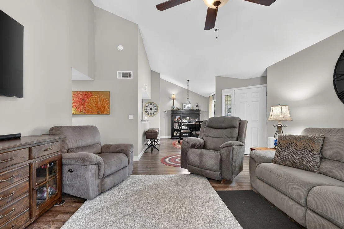 Photo of 117 Poplar Place