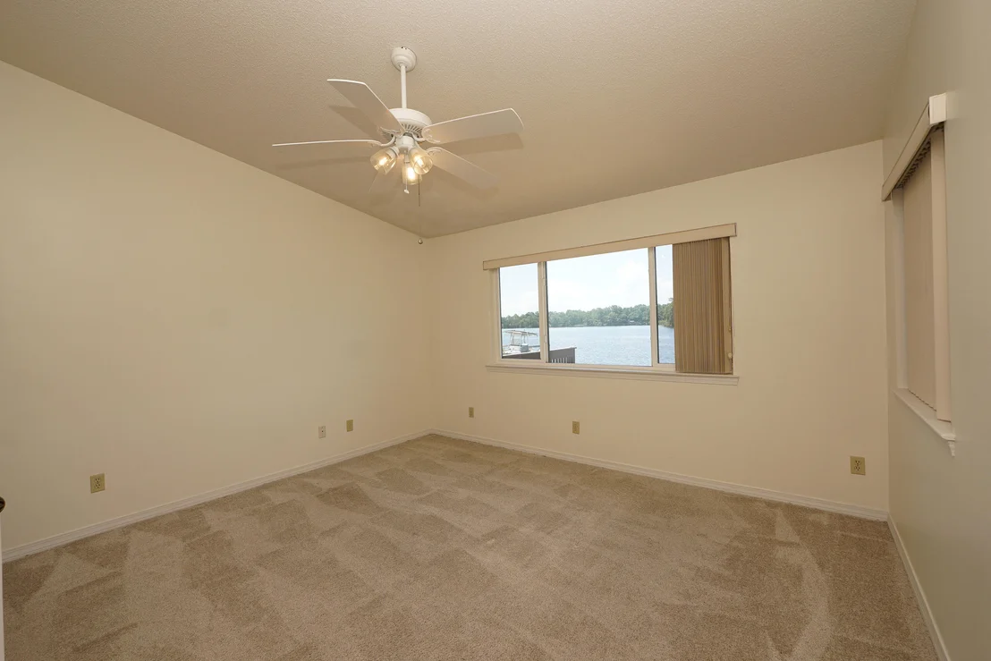 Photo of 33 Hidden Cove Way