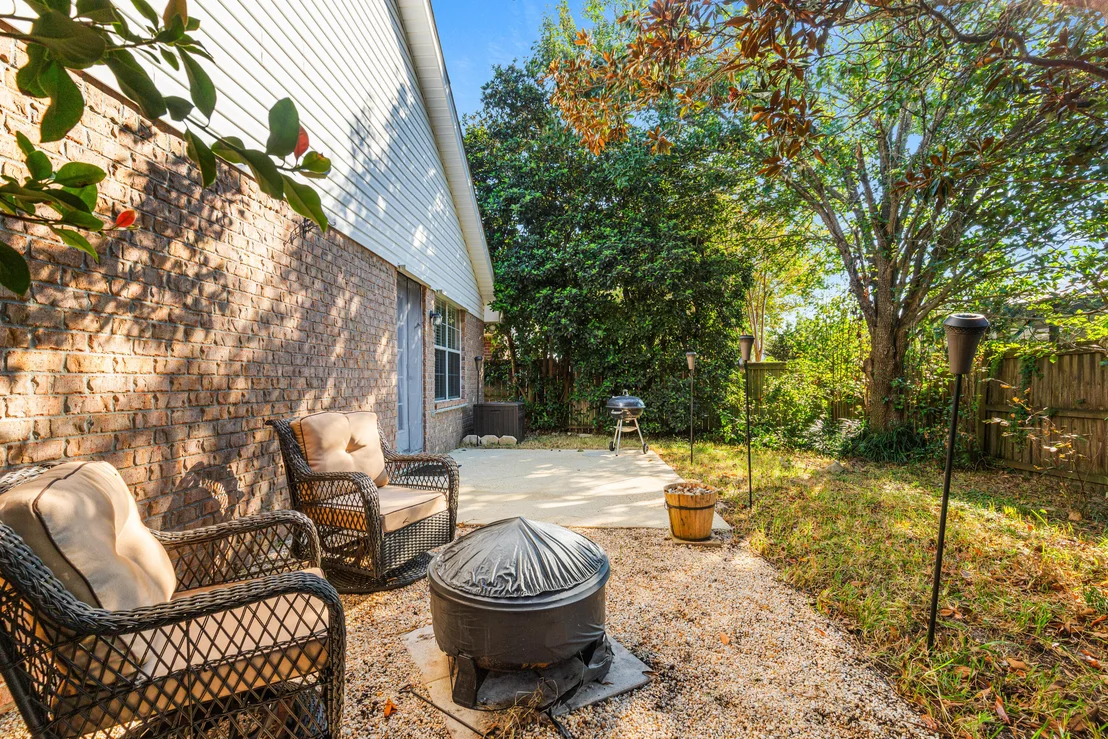 Photo of 9749 Leeward Way