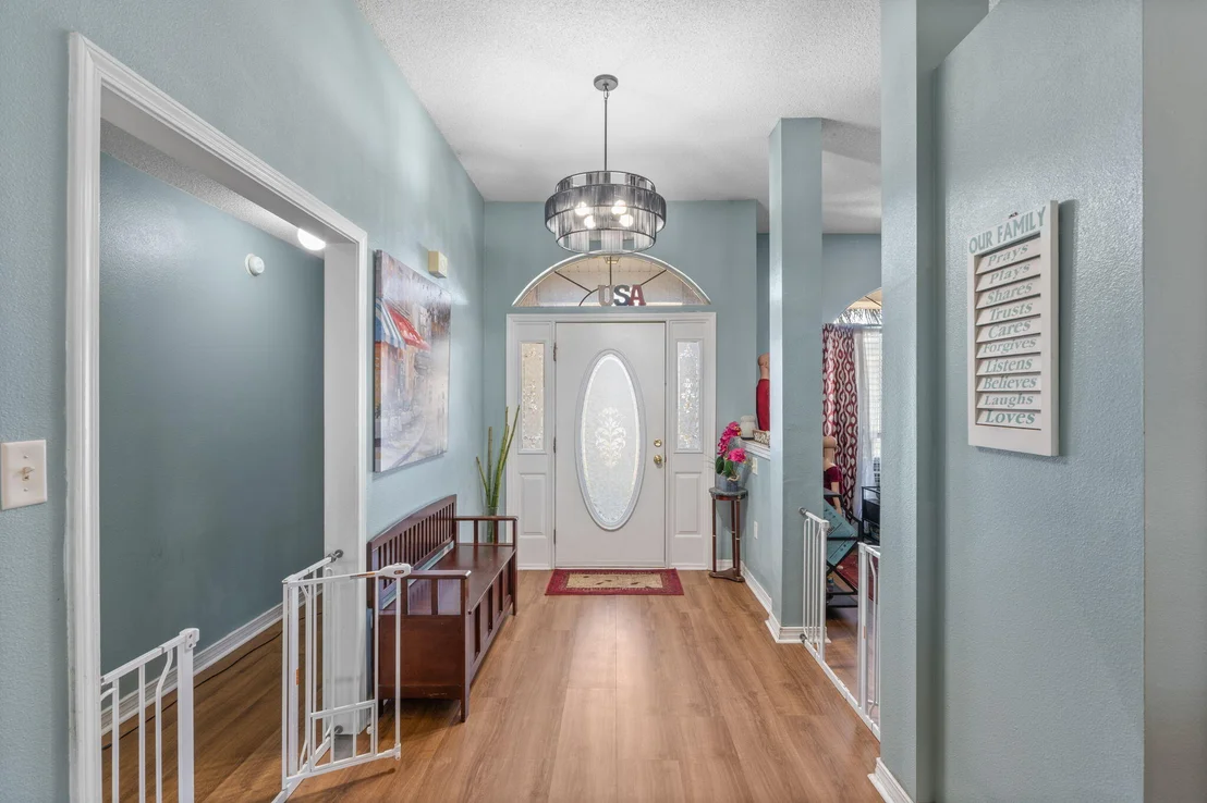 Photo of 9562 Dynasty Lane