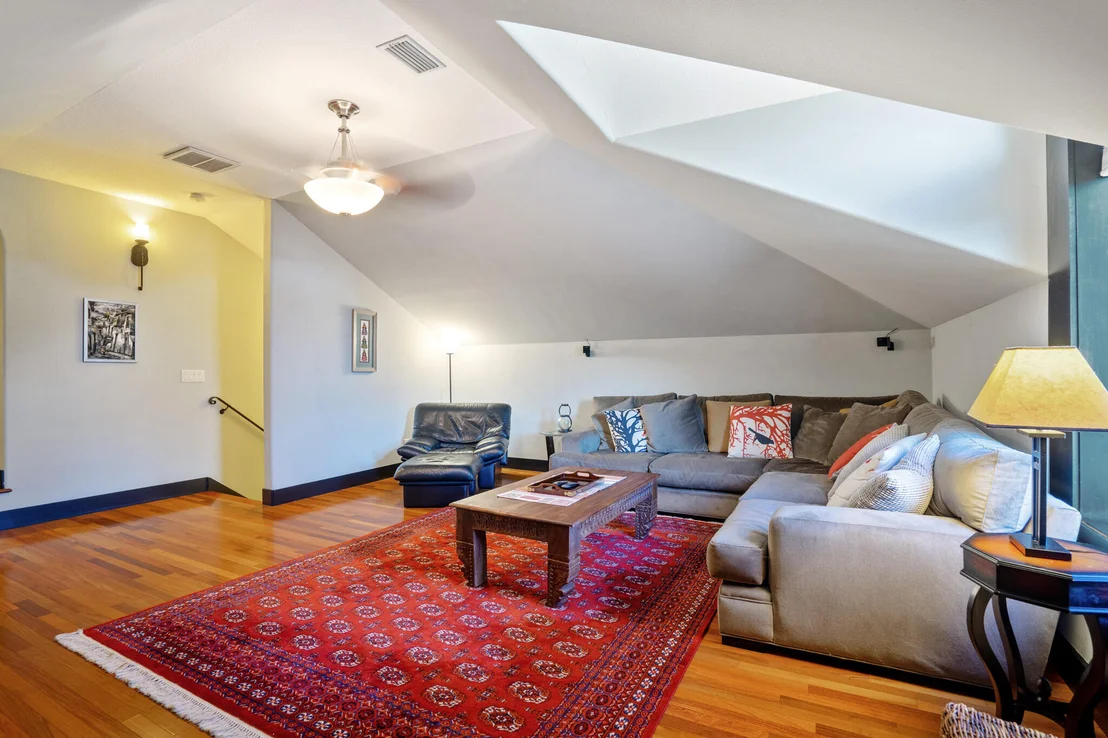 Photo of 100 Vista Bluffs
