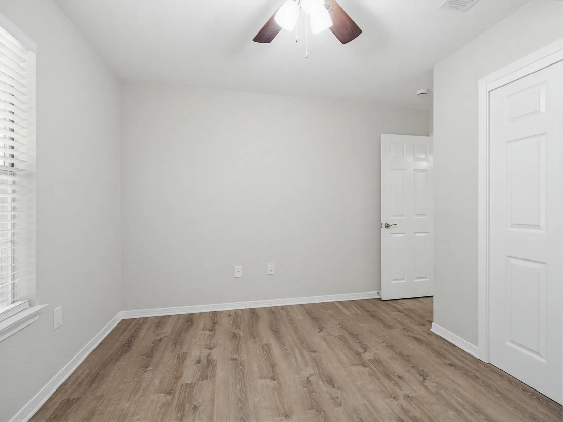 Photo of 375 Ridge Lake Road