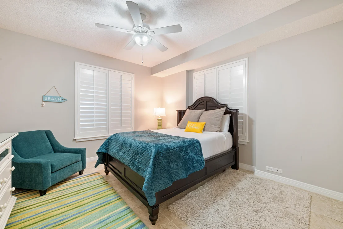 Photo of Unit PH2E at 8501 Gulf Boulevard