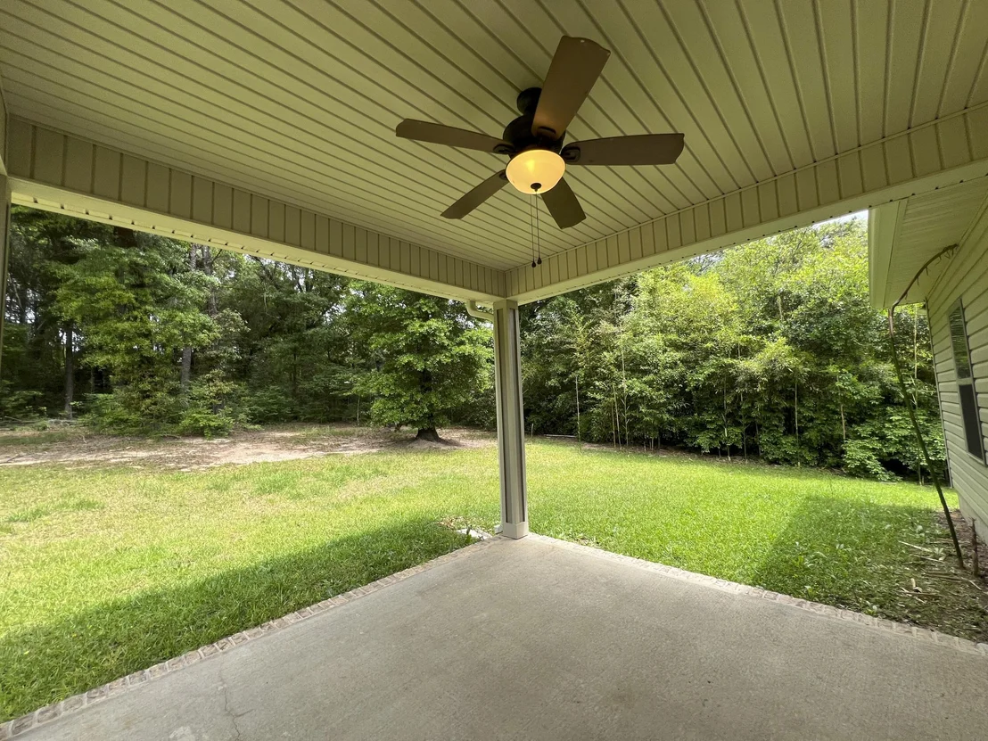 Photo of 2619 Victoria Place