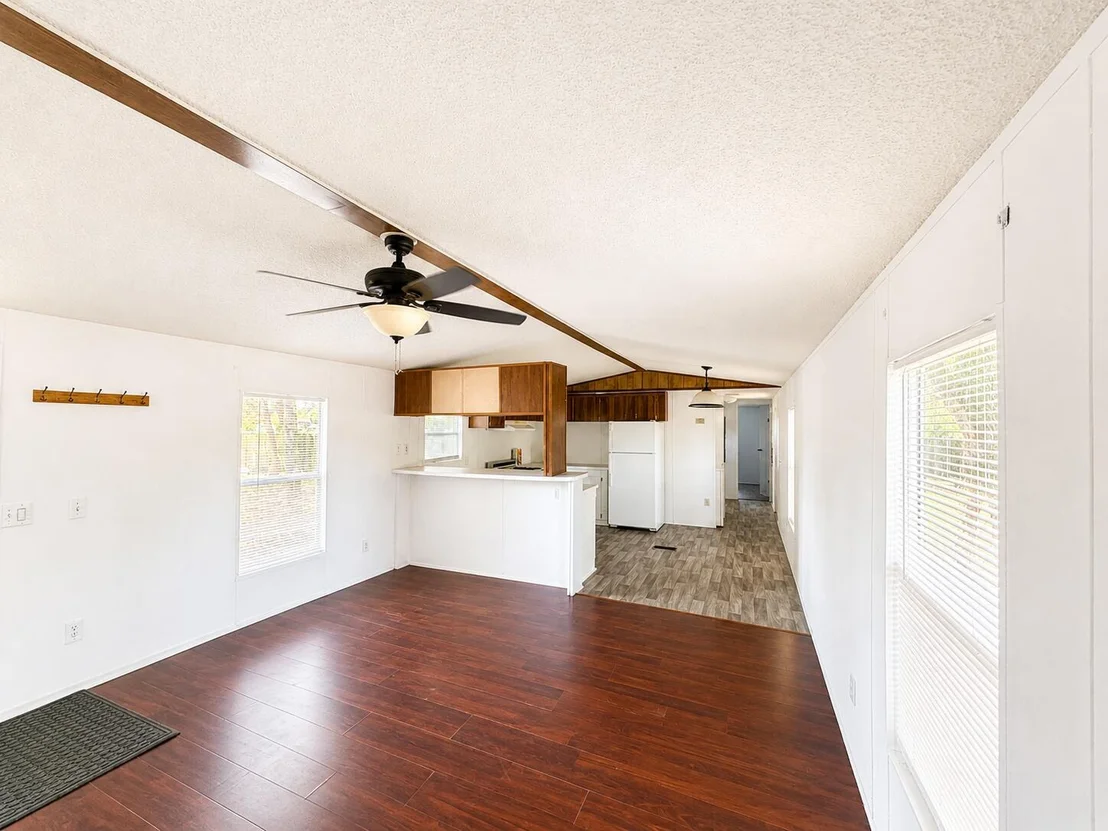 Photo of 1143 4Th Circle
