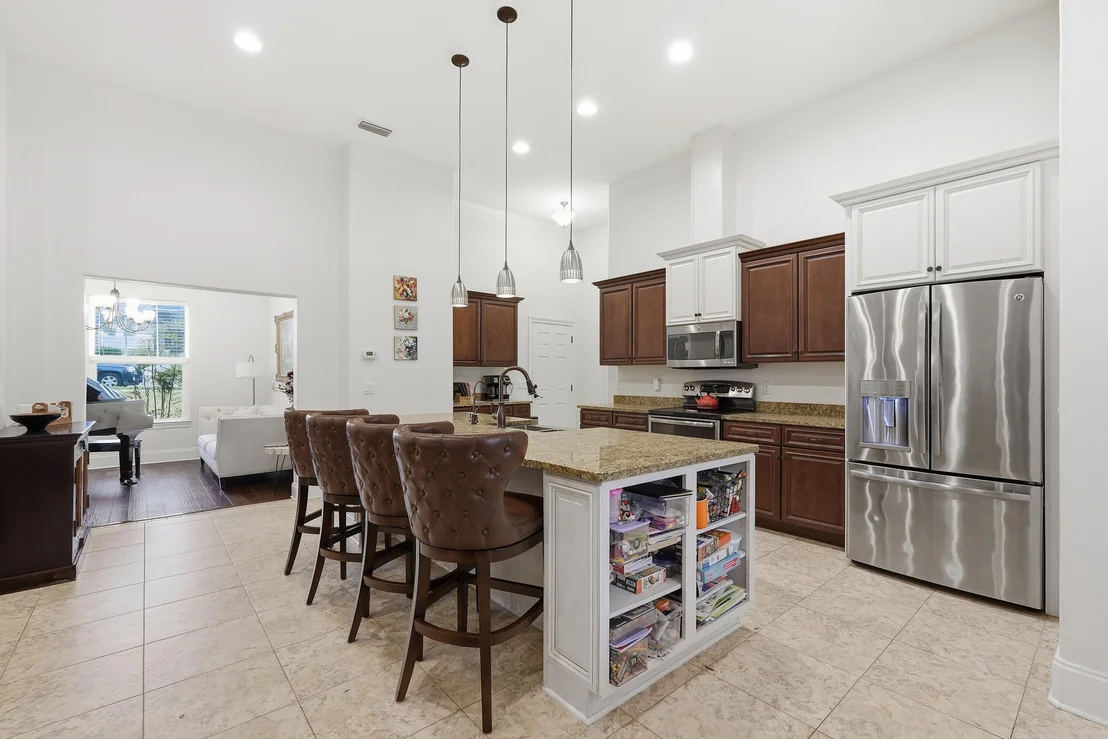Photo of 4078 Bond Circle