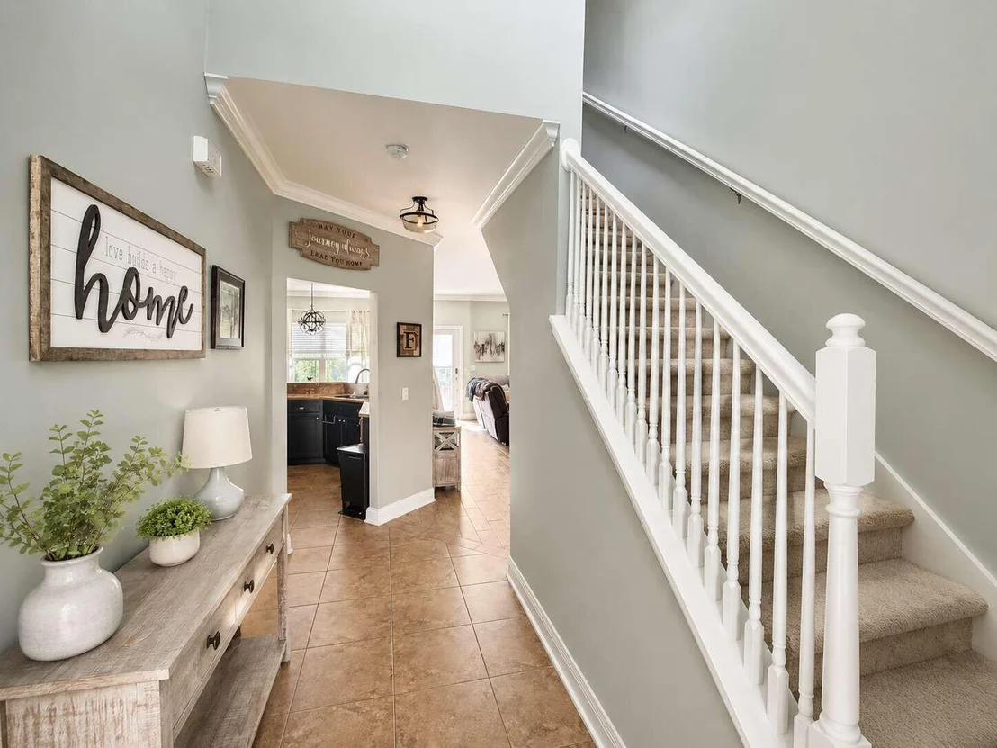 Photo of 206 Raptor Drive