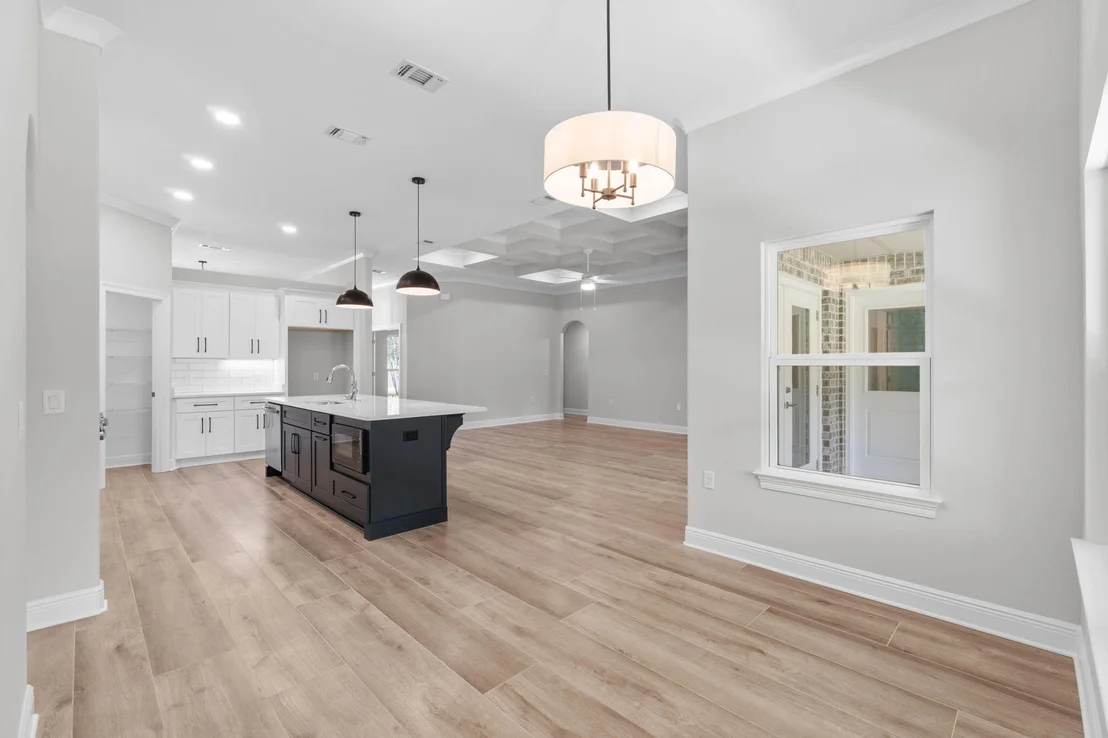 Photo of 2425 Cove Road