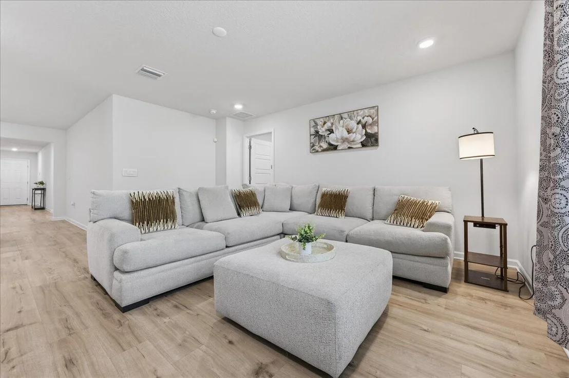 Photo of 6320 Burrow Lane