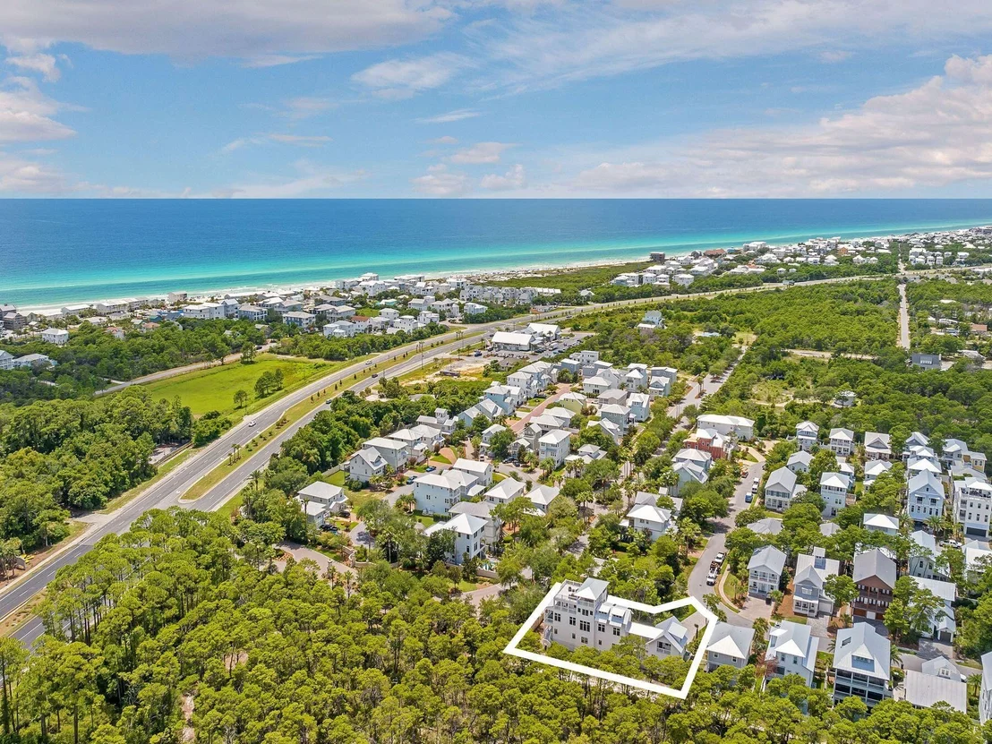 Photo of 42 Grande Pointe Circle