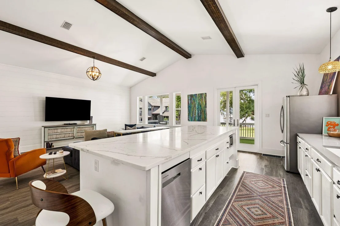 Photo of 71 Silverleaf Lane