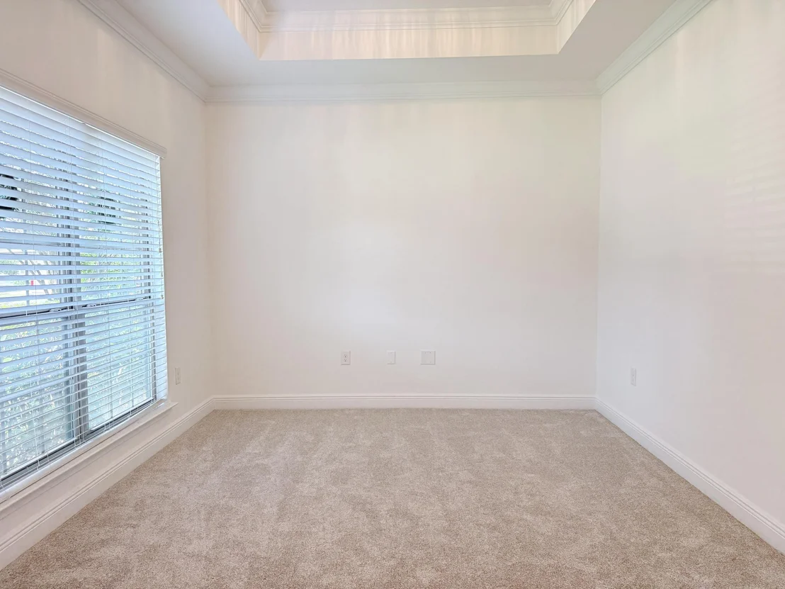Photo of 379 Whitman Way