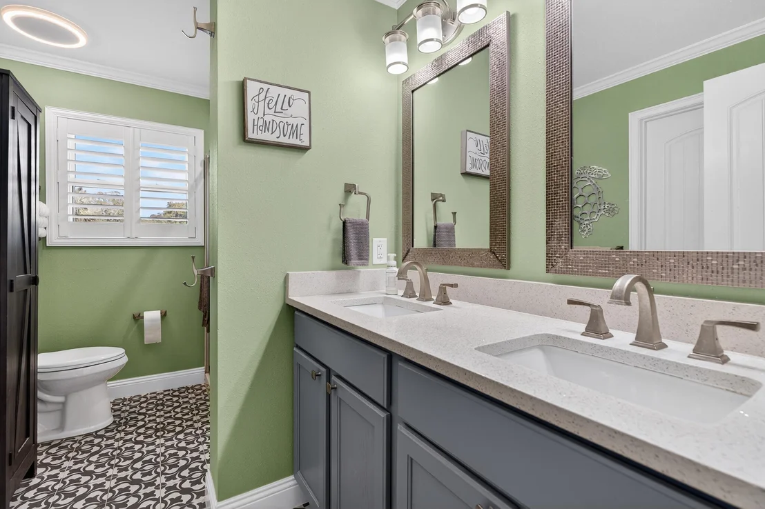 Photo of 228 Lafitte Crescent