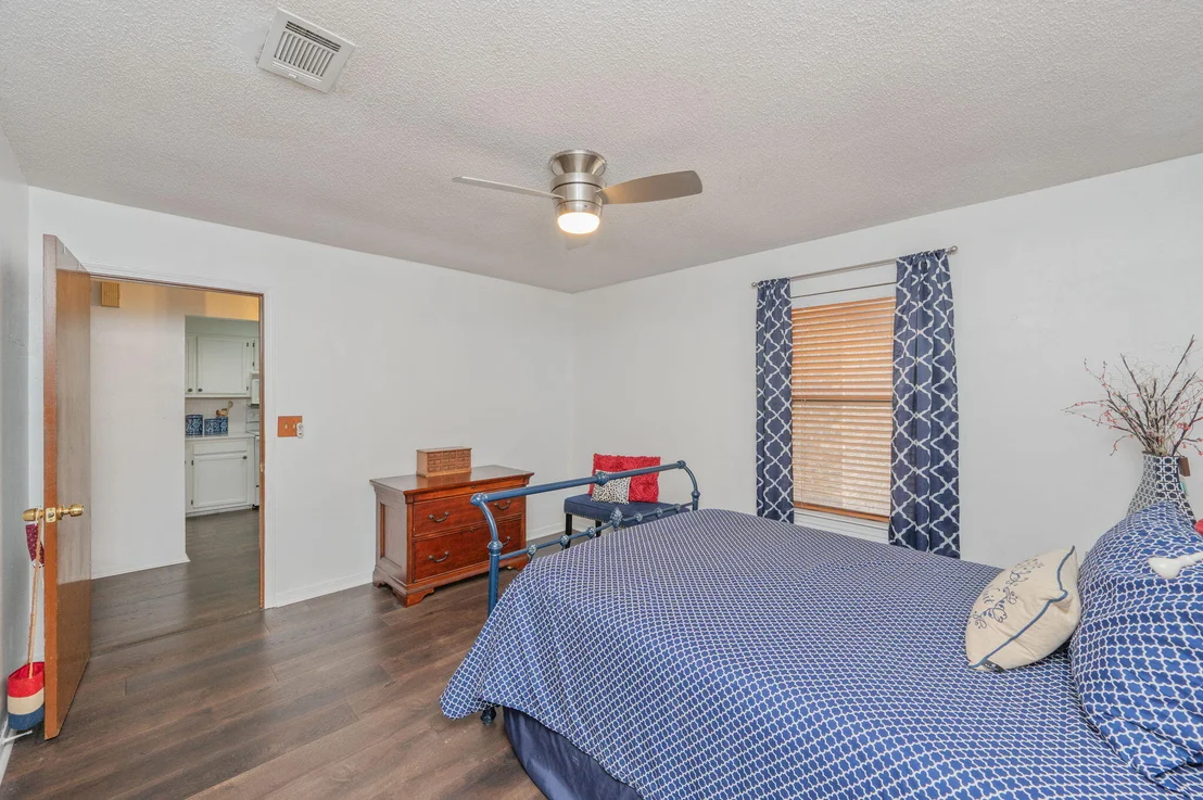 Photo of 39 Hidden Cove Circle