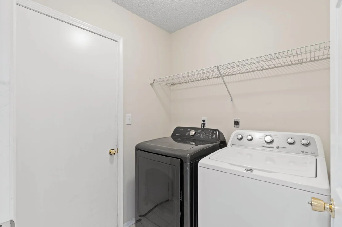 Photo of 4591 Scarlet Drive