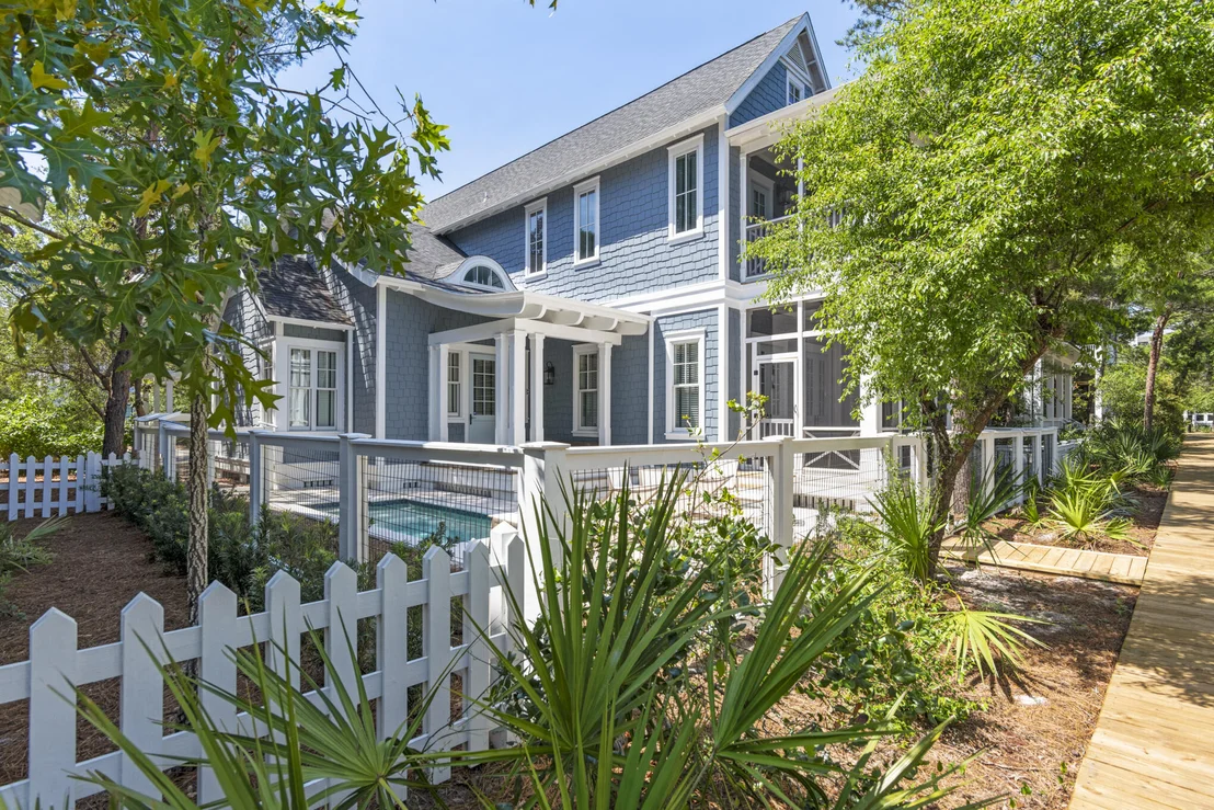 Photo of 30 N Shingle Lane