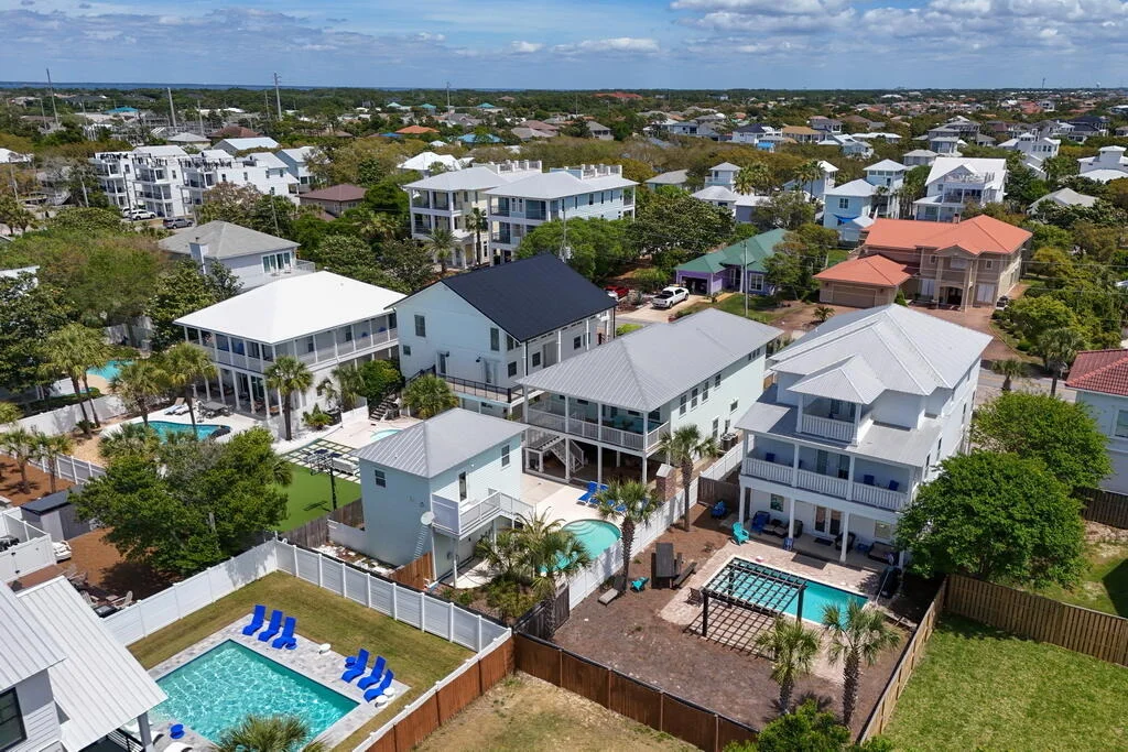 Photo of 64 DOLPHIN Street