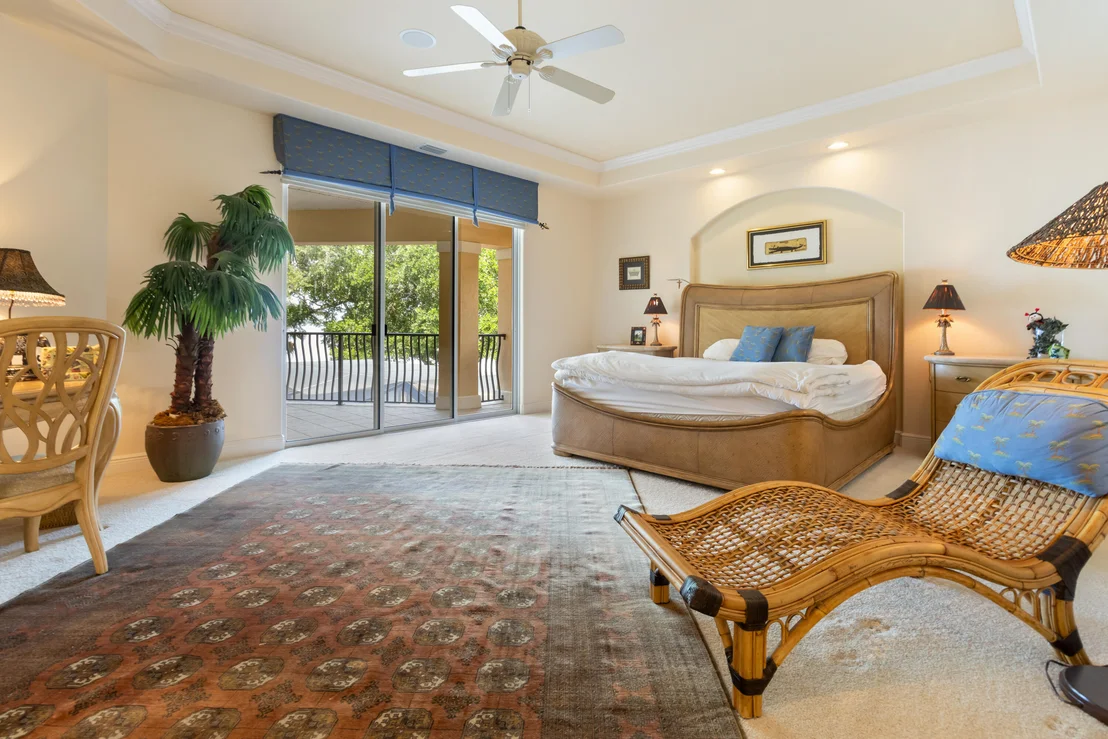 Photo of 923 Lido Circle
