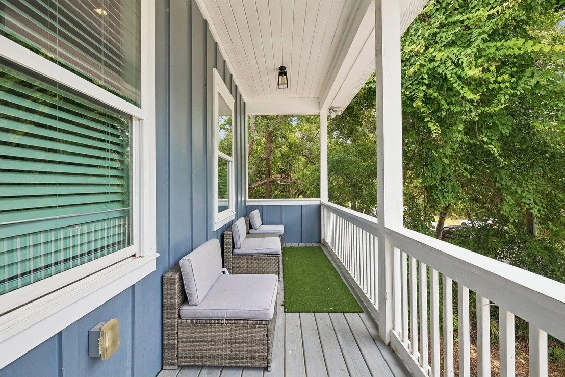 Photo of 71 Silverleaf Lane