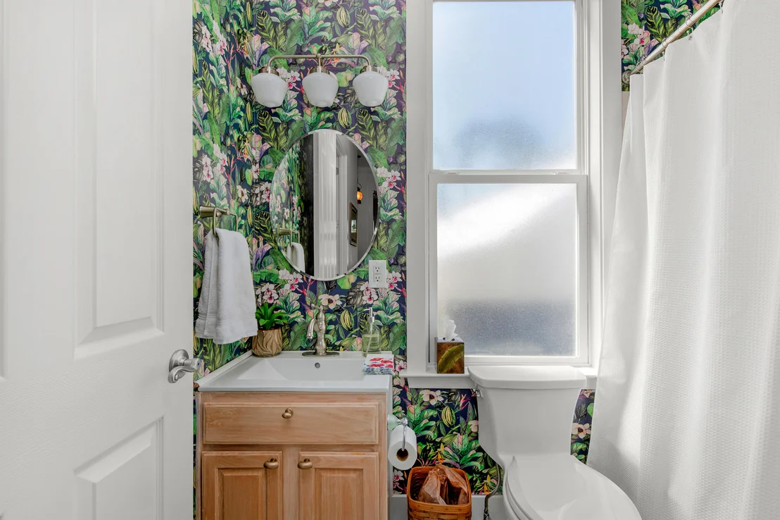 Photo of 1422 Lagrange Road