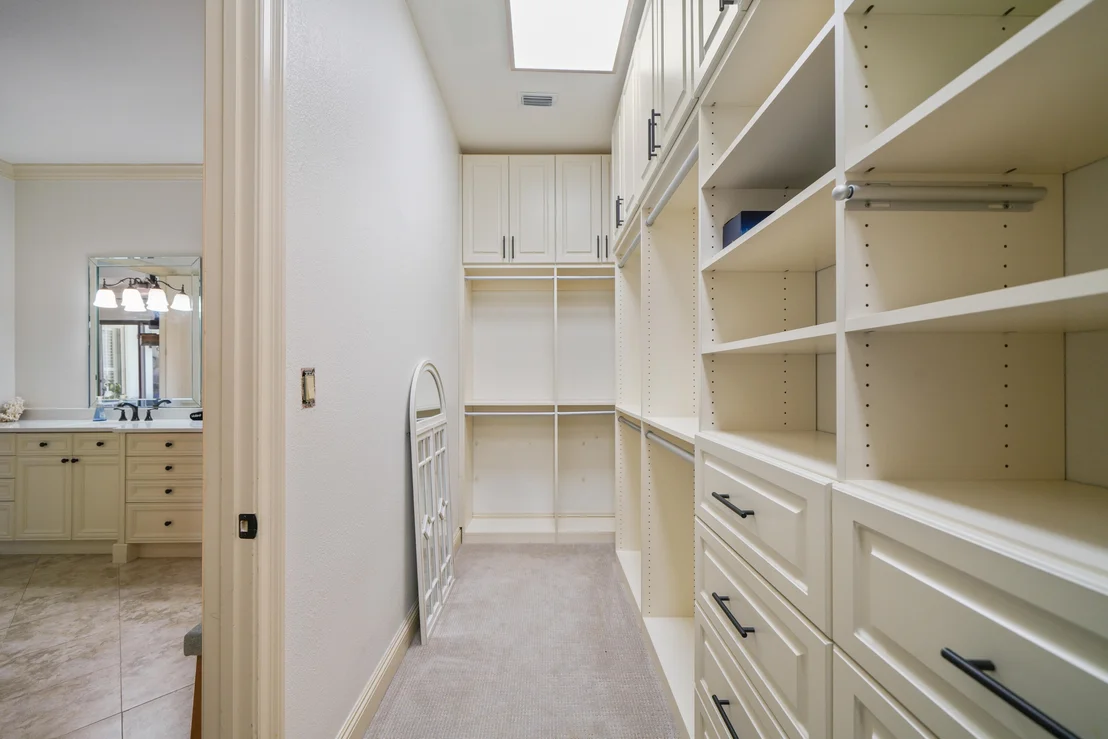 Photo of 4765 Papaya Park