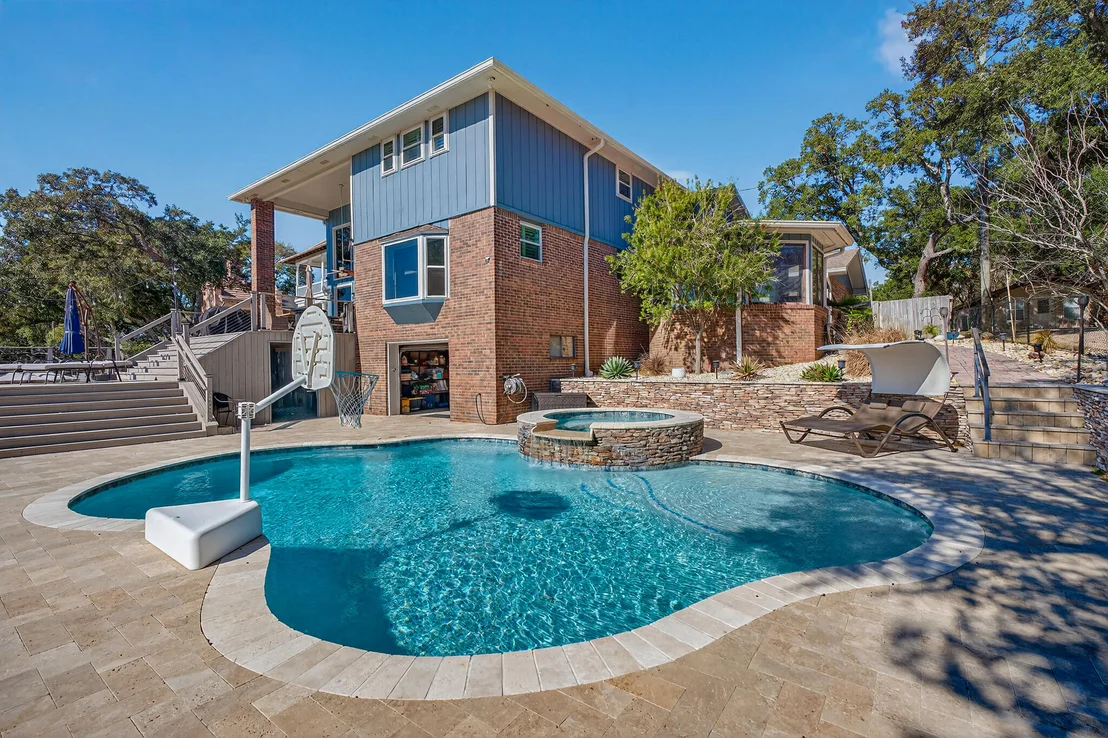 Photo of 228 Lafitte Crescent